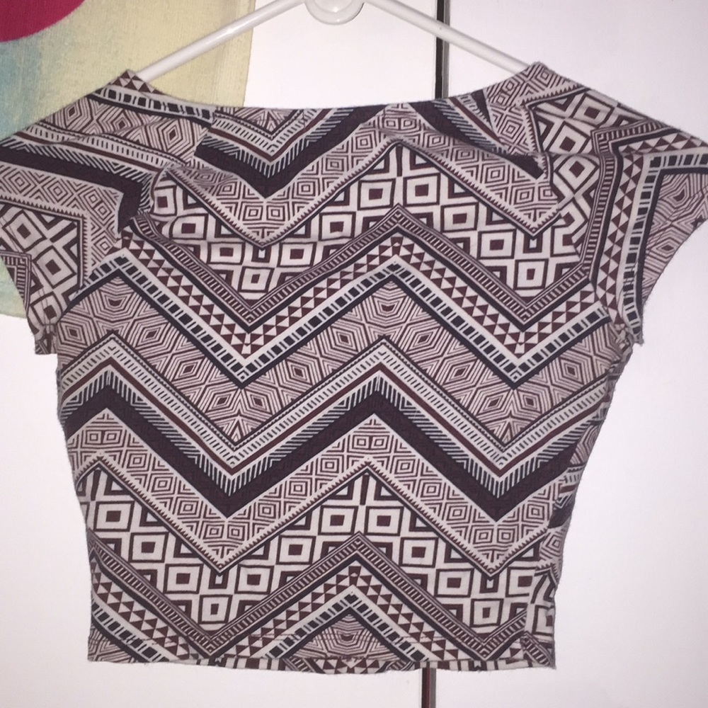 Cropped Top - Picture 3 of 3